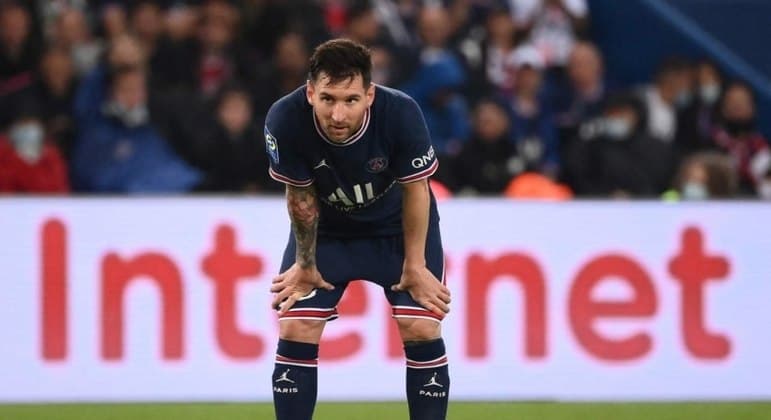 Messi sofre lesão, não enfrenta Metz e é dúvida na Champions 