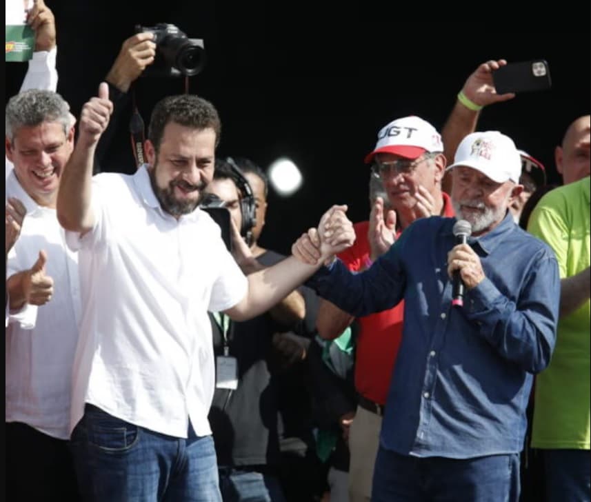 Lula deve anunciar Boulos na Secretaria-Geral entre hoje e amanhã, de olho em 2026