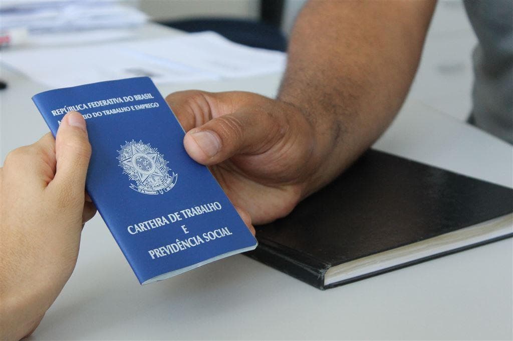 MA: 50,1% de empregados sem carteira assinada no setor privado