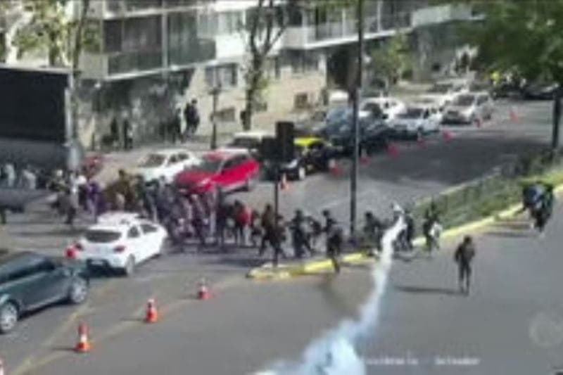 Presidente do Chile decreta estado de emergência em Santiago