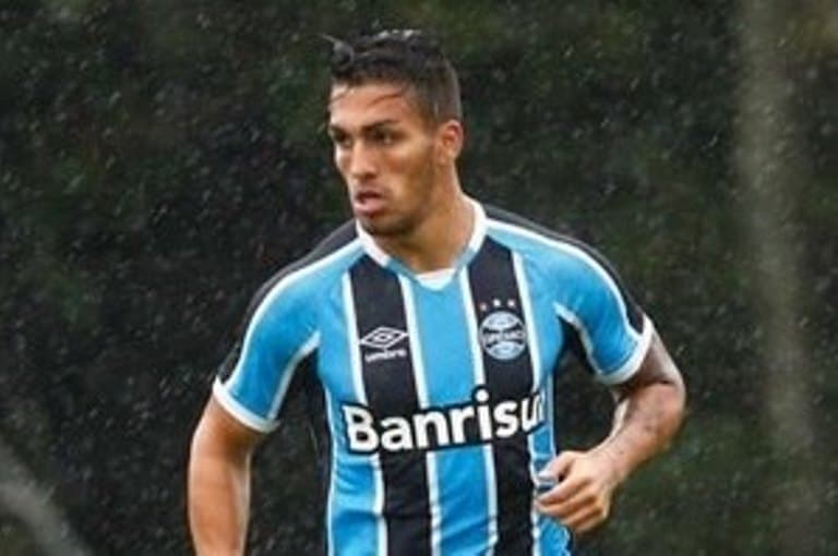 Morre ex-jogador do Grêmio e do Inter ao cair de prédio na Argentina