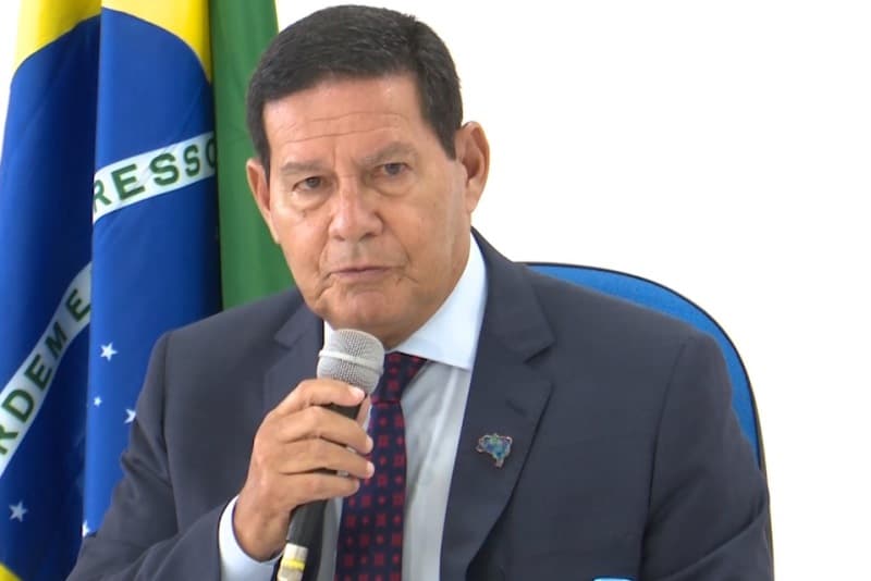 hamilton mourão