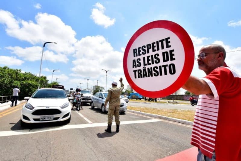 Aprovado projeto que aumenta a validade da carteira de motorista