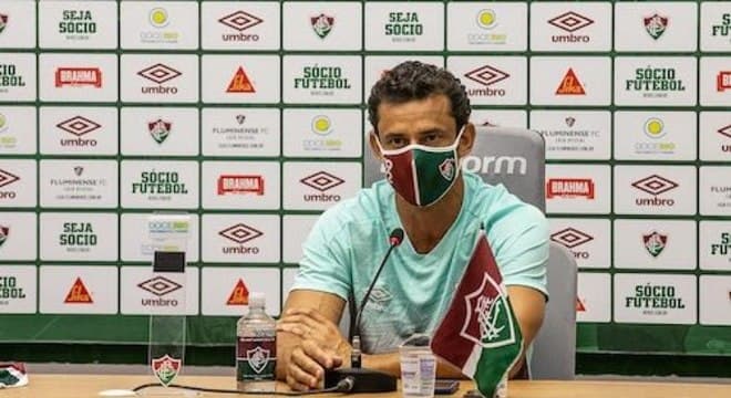 Fred está com covid-19 e não joga domingo contra o Corinthians