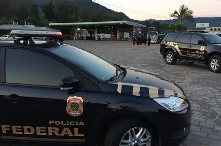 Polícia Federal prende grupo suspeito de fraudes contra a Caixa