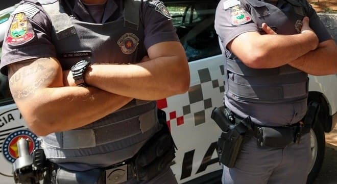Dobra número de policiais e de militares candidatos em 2020