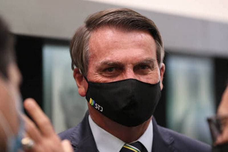 Bolsonaro é diagnosticado com cálculo renal