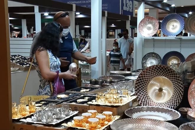 Feira reúne produtos da cultura indiana em São Luís