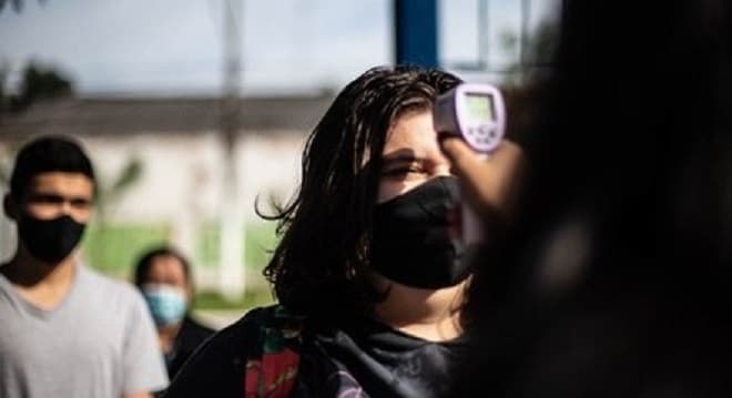 Censo escolar: ensino médio ganha 190 mil novas matrículas em 2021