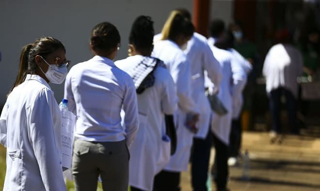 Revalida seguirá protocolo de prevenção à covid-19, diz Inep