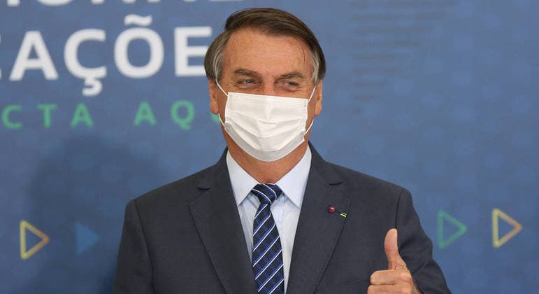 Bolsonaro vence Lula em 2022 em quatro cenários diferentes