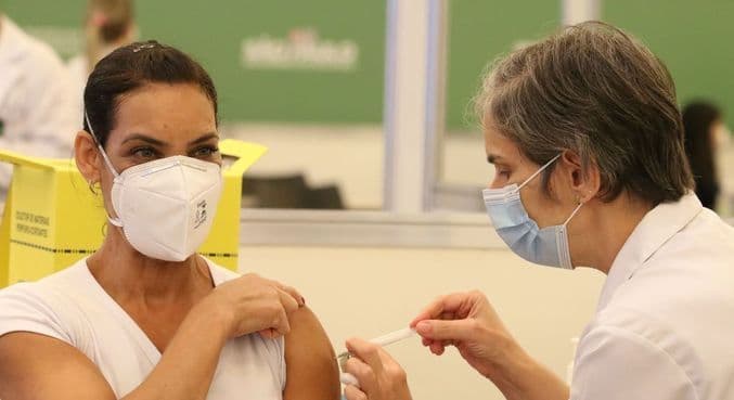 Brasil ultrapassa marca de 1 milhão de vacinados contra a covid-19