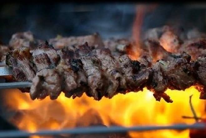 Consumo de carne por pessoa no Brasil é o menor em 25 anos.