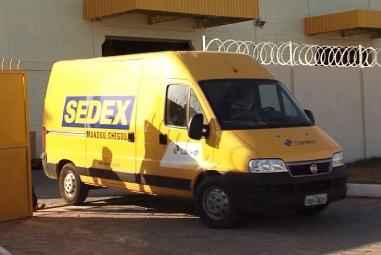 PL autoriza entrada da iniciativa privada na exploração de serviços postais