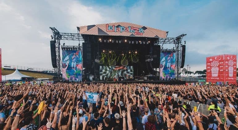 Lollapalooza divulga atrações de edição 2022 após ser adiado 3 vezes