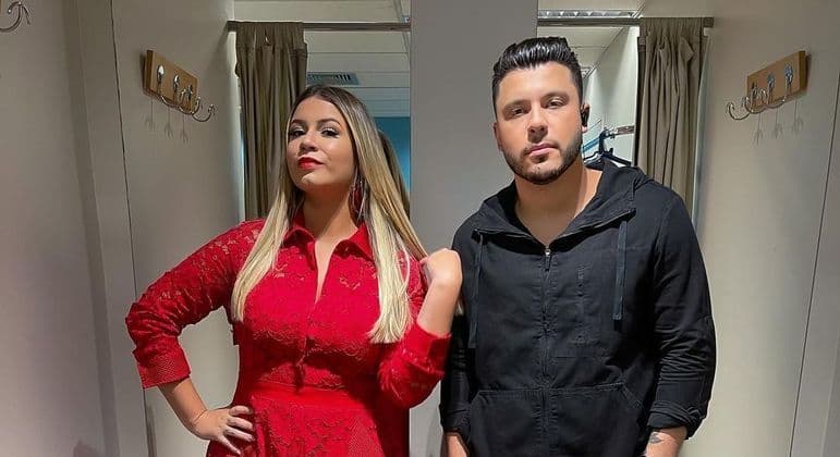 Marília Mendonça dispensa flores e pede Pix ao namorado: 'Fica a dica'