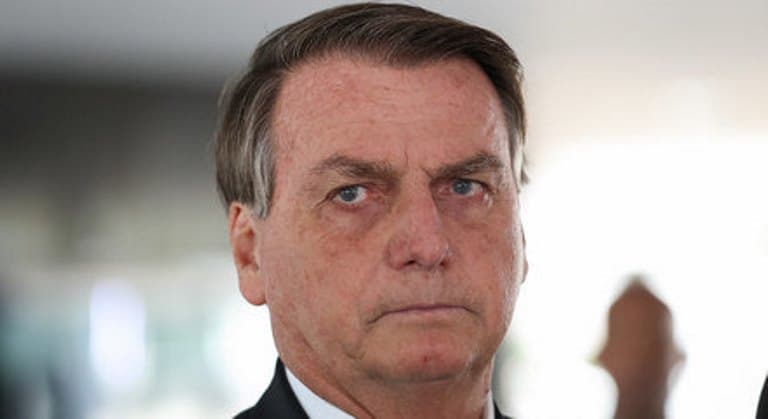 'Queremos diminuir os impostos sobre combustíveis', diz Bolsonaro