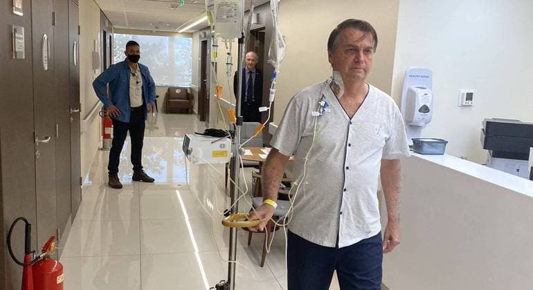 Saúde melhora e Bolsonaro pode ter alta neste domingo (18)