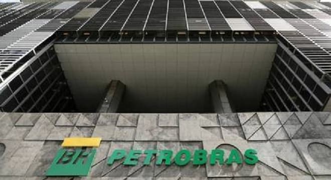 Conselho da Petrobras vê mudança na empresa como inevitável