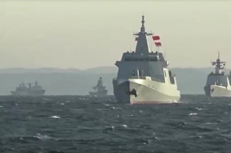 China e Rússia provocam Japão e EUA com manobra militar inédita