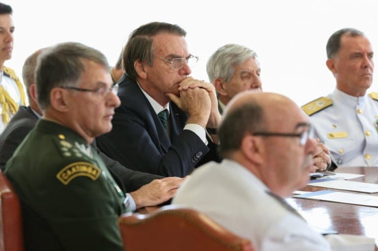 Defesa anuncia troca dos chefes do Exército, Aeronáutica e Marinha