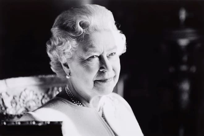 Rainha Elizabeth II, da Inglaterra, morre aos 96 anos