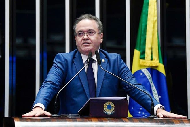 Roberto Rocha pede que reforma tributária seja aprovada no Congresso