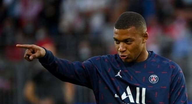 Jornal espanhol garante Mbappé no Real Madrid na próxima temporada
