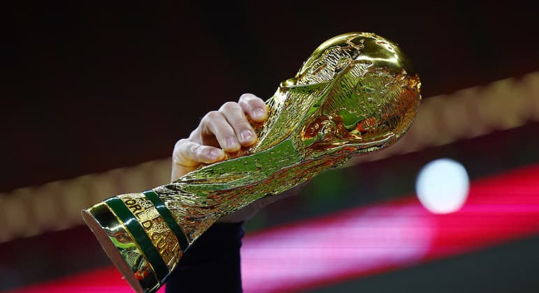 Tri e R$ 224 milhões: saiba o que está em jogo na final da Copa 2022