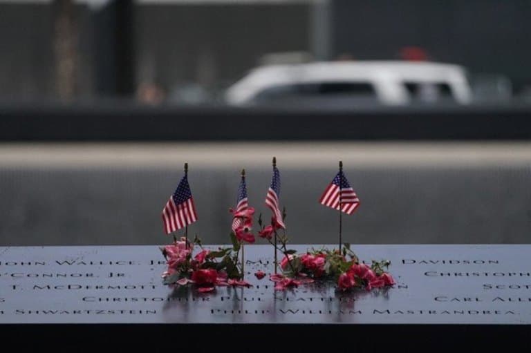 Vítimas do 11 de setembro são homenageadas 22 anos após ataque terrorista em NY