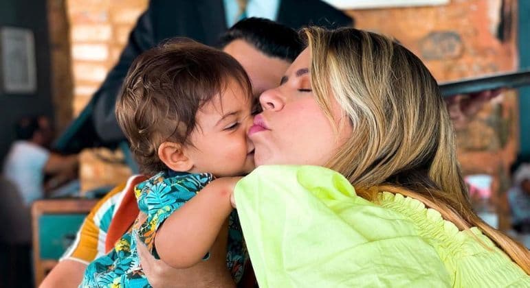 Gatilhos emocionais podem desencadear diabetes, como no filho de Marília Mendonça