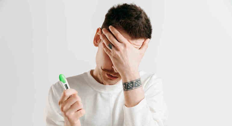 Se um homem fizer um teste de gravidez e der positivo, ele tem câncer de testículo?