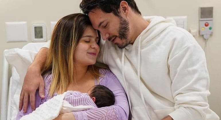 Viih Tube e Eliezer explicam decisão de não ter babá para a filha