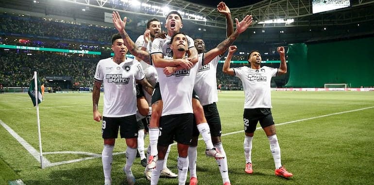 Chamado de burro, Abel reconhece que Botafogo mereceu ganhar