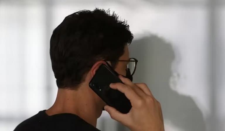 Novas regras da Anatel para coibir ligações abusivas entram em vigor neste sábado
