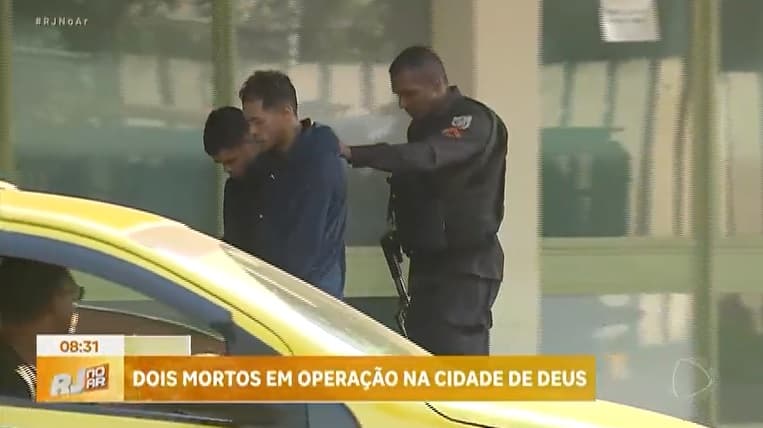 Operação da PM na Cidade de Deus prende dez criminosos e deixa duas pessoas mortas