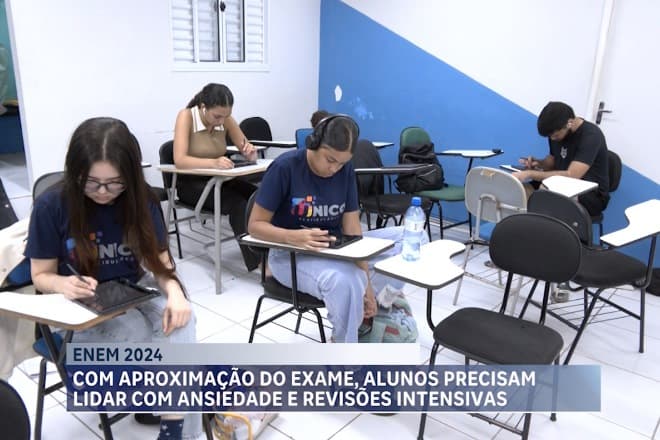 com aproximação do ENEM, alunos precisam lidar com ansiedade e revisões intensivas