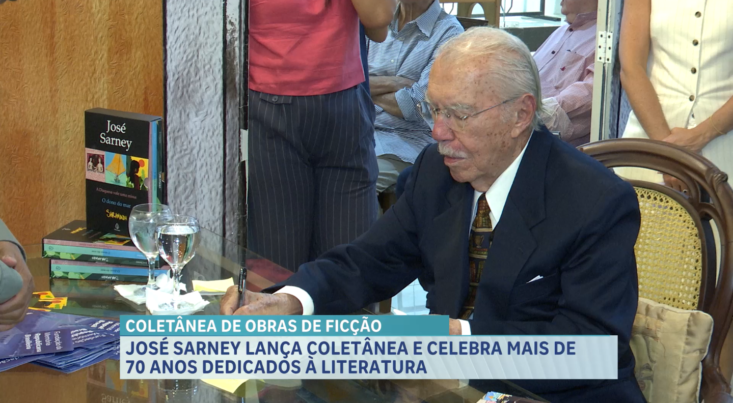 José Sarney lança coletânea de obras de ficção em São Luís