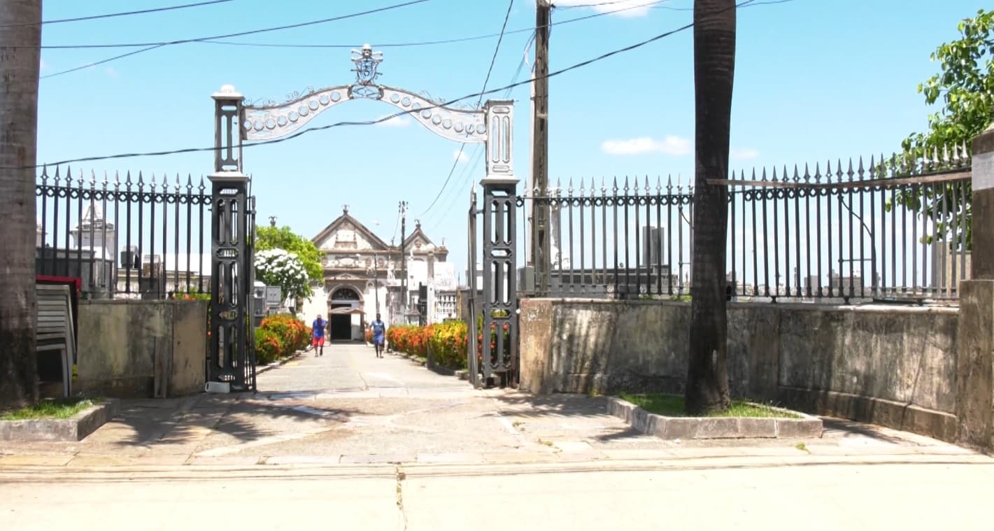 Justiça condena prefeitura e administradora do Cemitério do Gavião a restaurar túmulos históricos