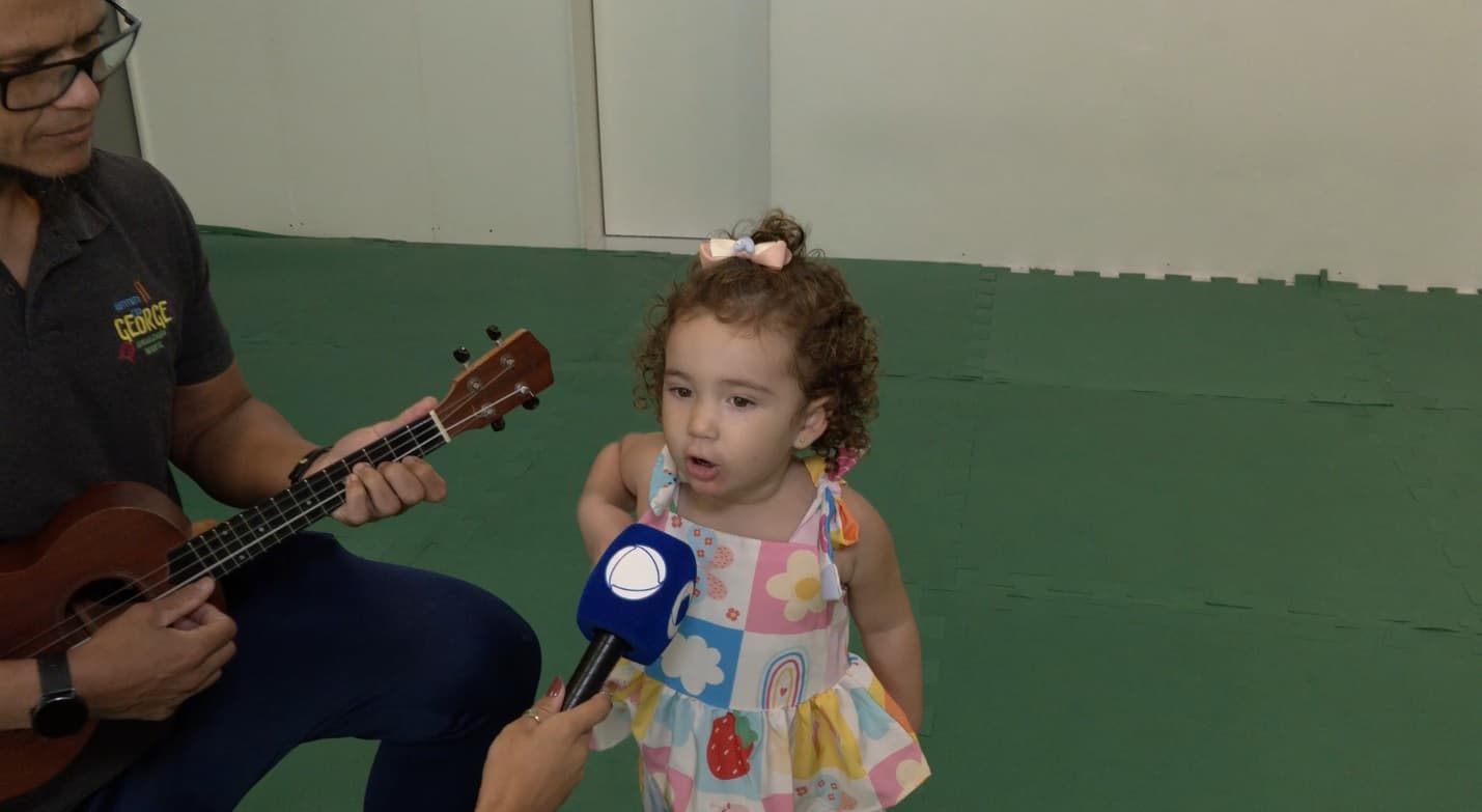 Musicalização infantil melhora o aprendizado e o bem-estar das crianças