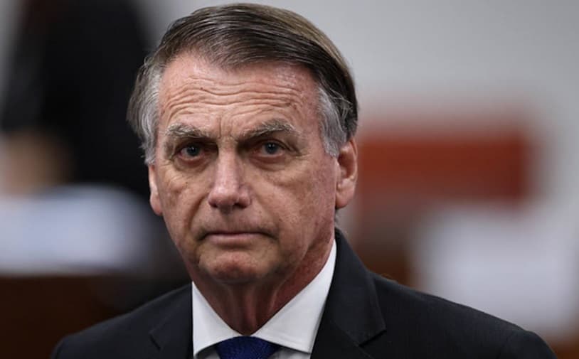 Saúde debilitada e crise de soluço: como Bolsonaro passou a 1ª semana de julgamento