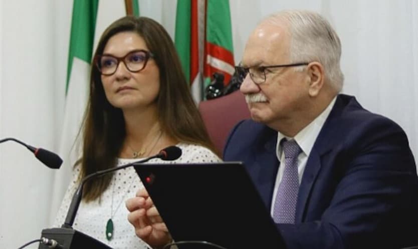 Filha de Fachin é xingada e cuspida em universidade do Paraná: ‘Lixo comunista’