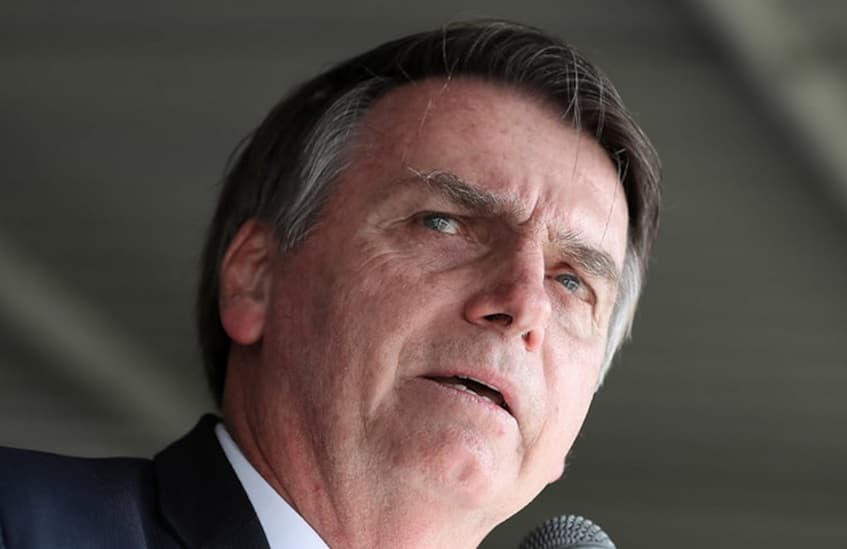 Bolsonaro tem 'melhora parcial', mas segue sem previsão de alta e será reavaliado hoje