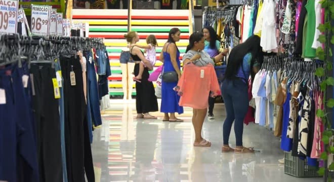 Comércio de São Luís é autorizado a funcionar no feriado