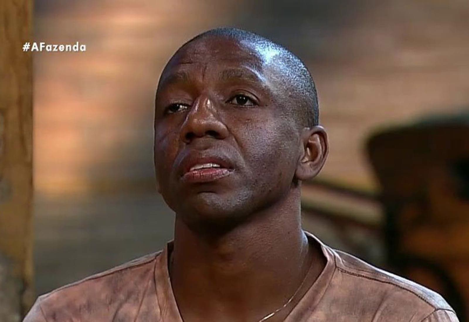 'Tive muito dinheiro, mas fali', diz Amaral; veja entrevista exclusiva com o ex-jogador