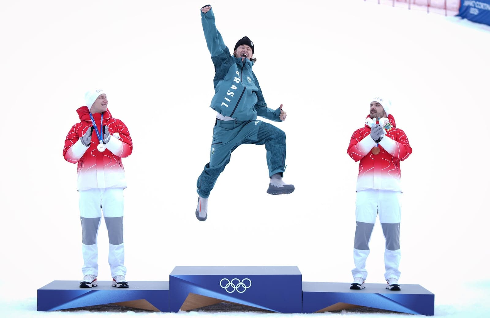 Jogos de Inverno: Brasil se despede com campanha histórica, recordes e ouro inédito