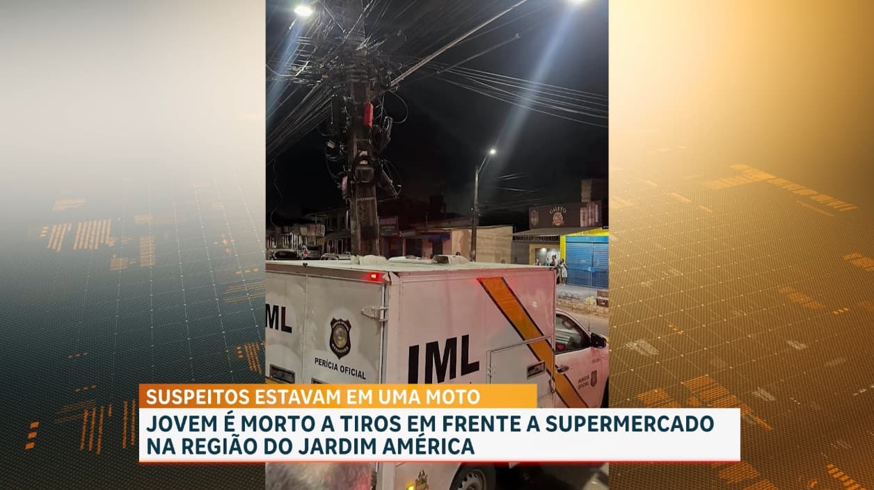 Homem é morto a tiros na saída de supermercado; suspeitos fogem do local