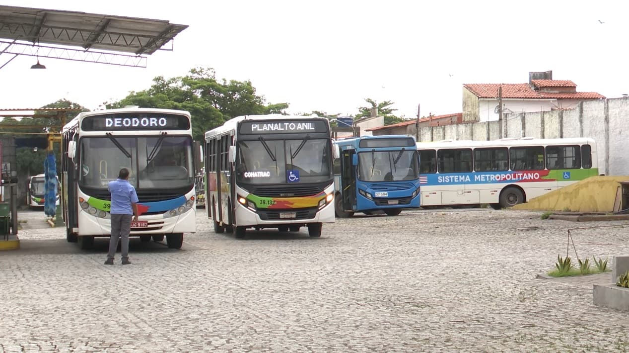 Nova greve de ônibus: Rodoviários paralisam suas atividades, em São Luís