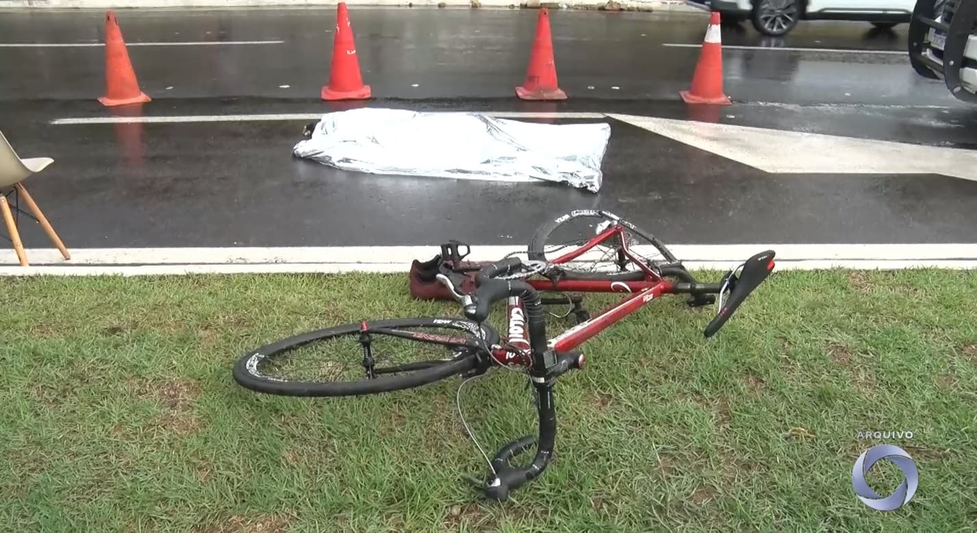 Suspeito de atropelar e matar ciclista passa por audiência em São Luís