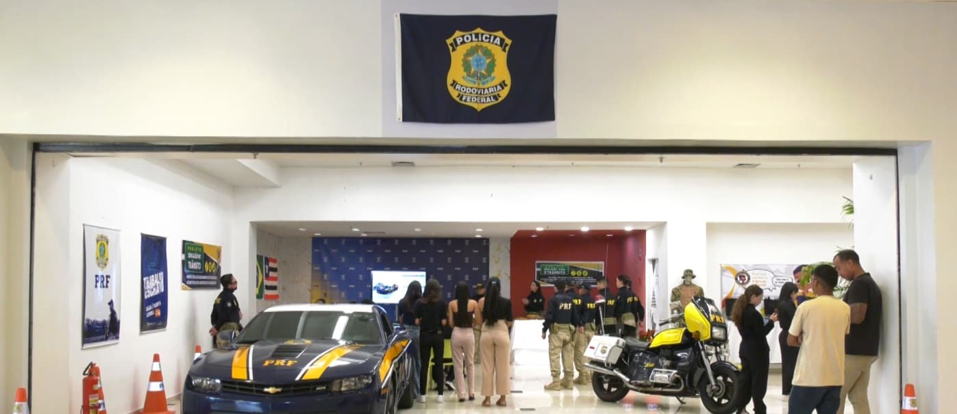 Exposição da PRF reúne viaturas e equipamentos históricos em shopping de São Luís